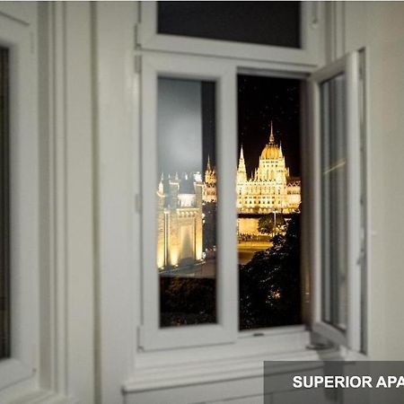 Bpr Agathe Elegant Suite With Parliament View Budapest Kültér fotó