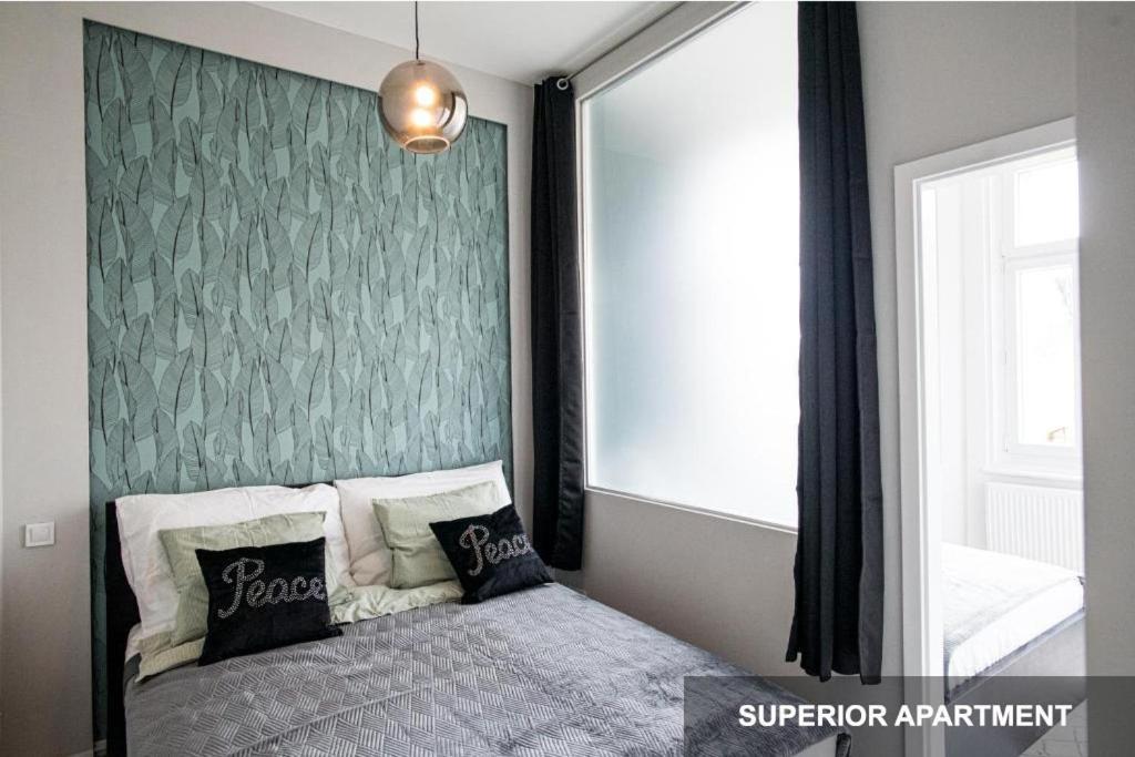 Bpr Agathe Elegant Suite With Parliament View Budapest Kültér fotó